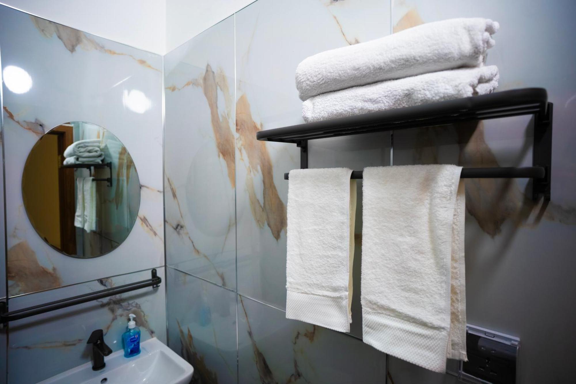 אולן בטור Tsolmon'S Serviced Apartments מראה חיצוני תמונה