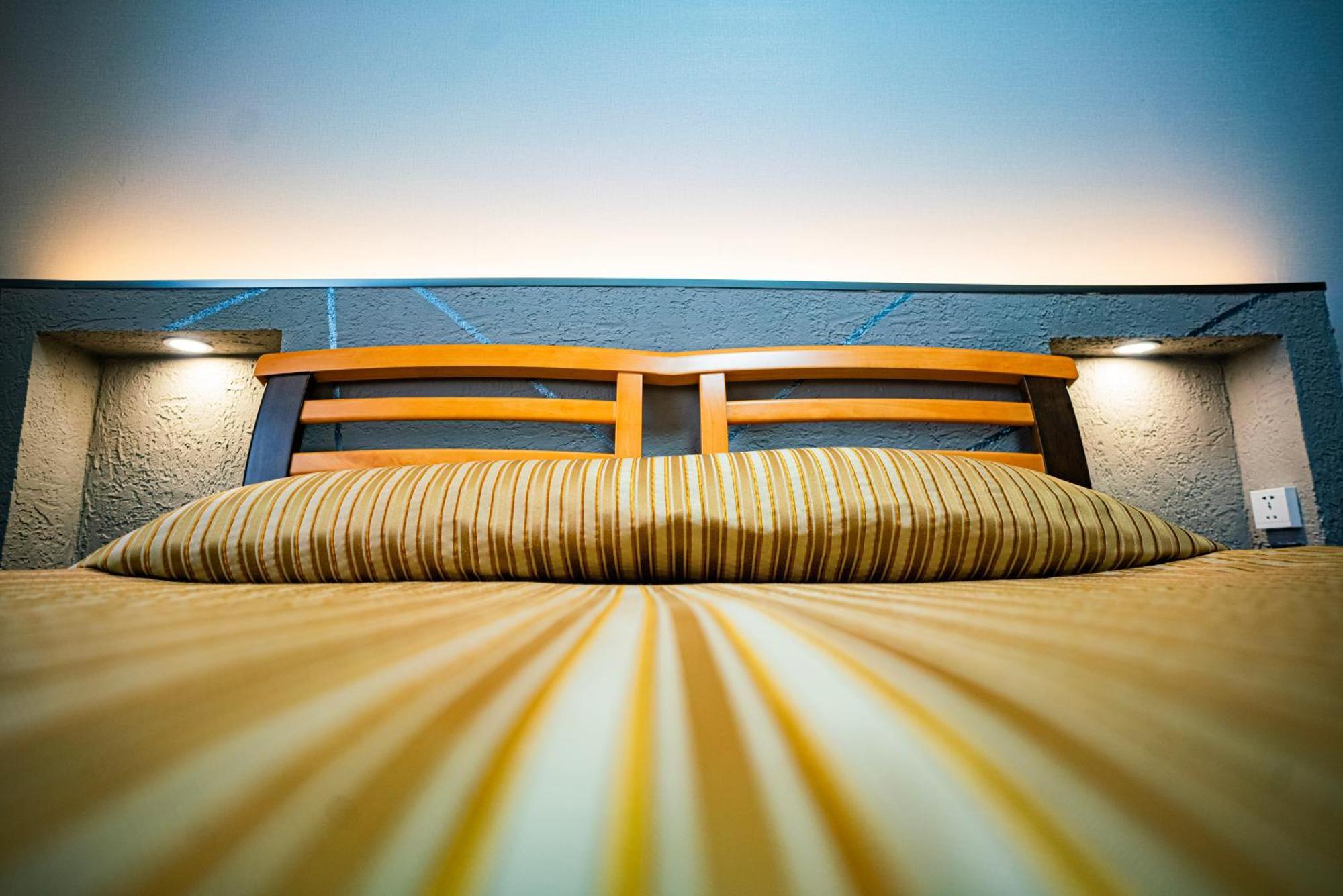 אולן בטור Tsolmon'S Serviced Apartments מראה חיצוני תמונה