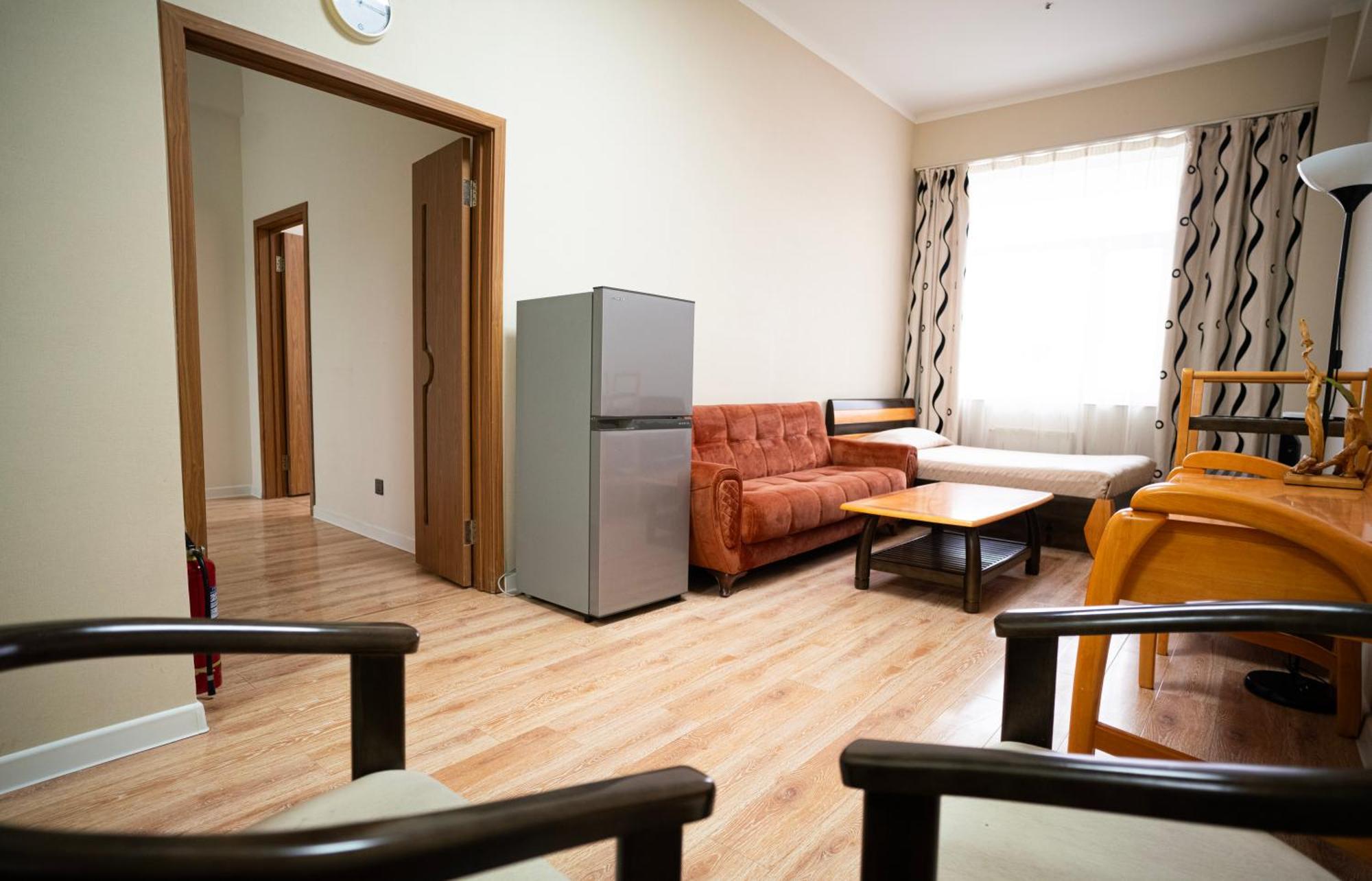 אולן בטור Tsolmon'S Serviced Apartments מראה חיצוני תמונה