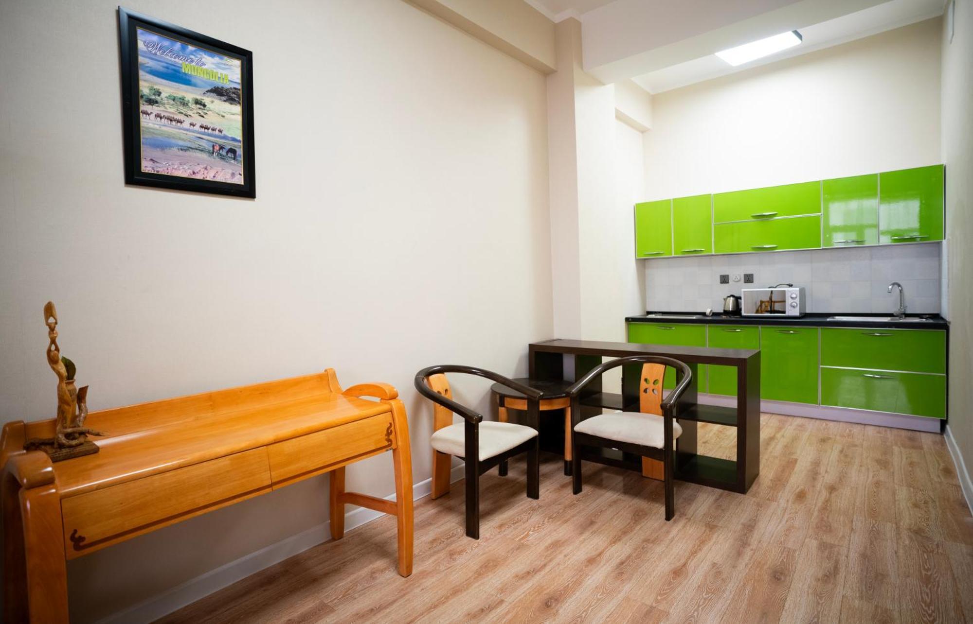 אולן בטור Tsolmon'S Serviced Apartments מראה חיצוני תמונה