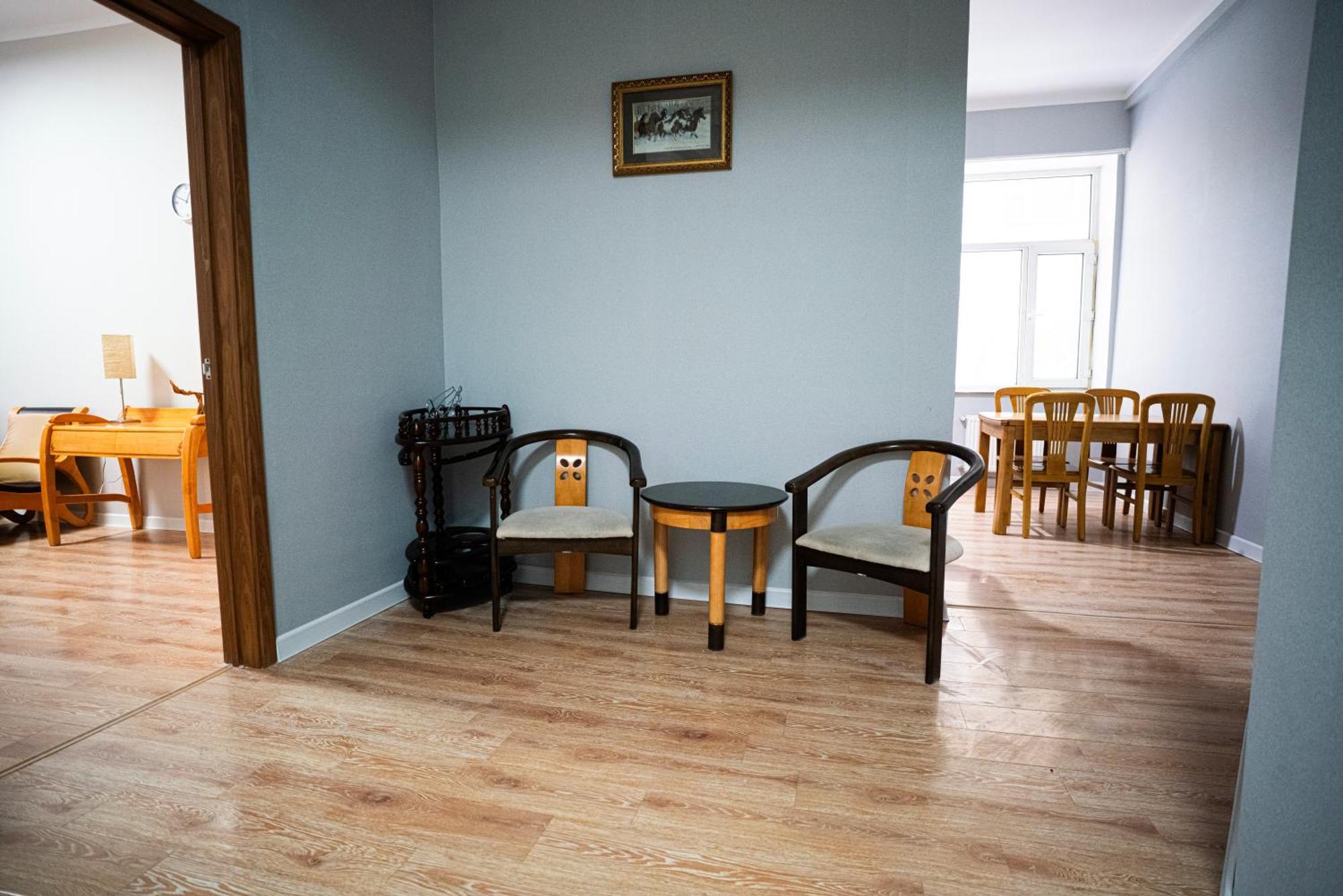 אולן בטור Tsolmon'S Serviced Apartments מראה חיצוני תמונה