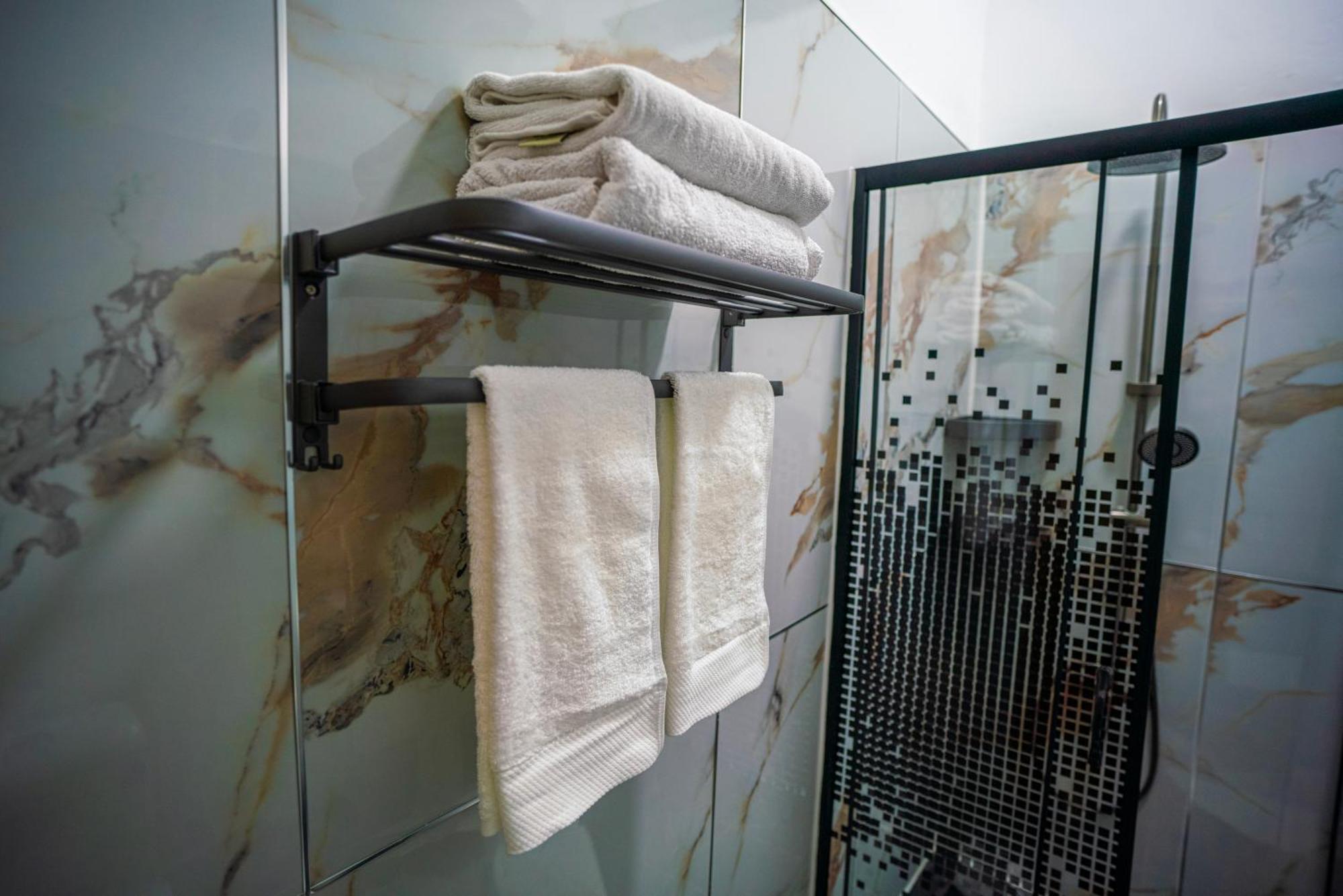 אולן בטור Tsolmon'S Serviced Apartments מראה חיצוני תמונה