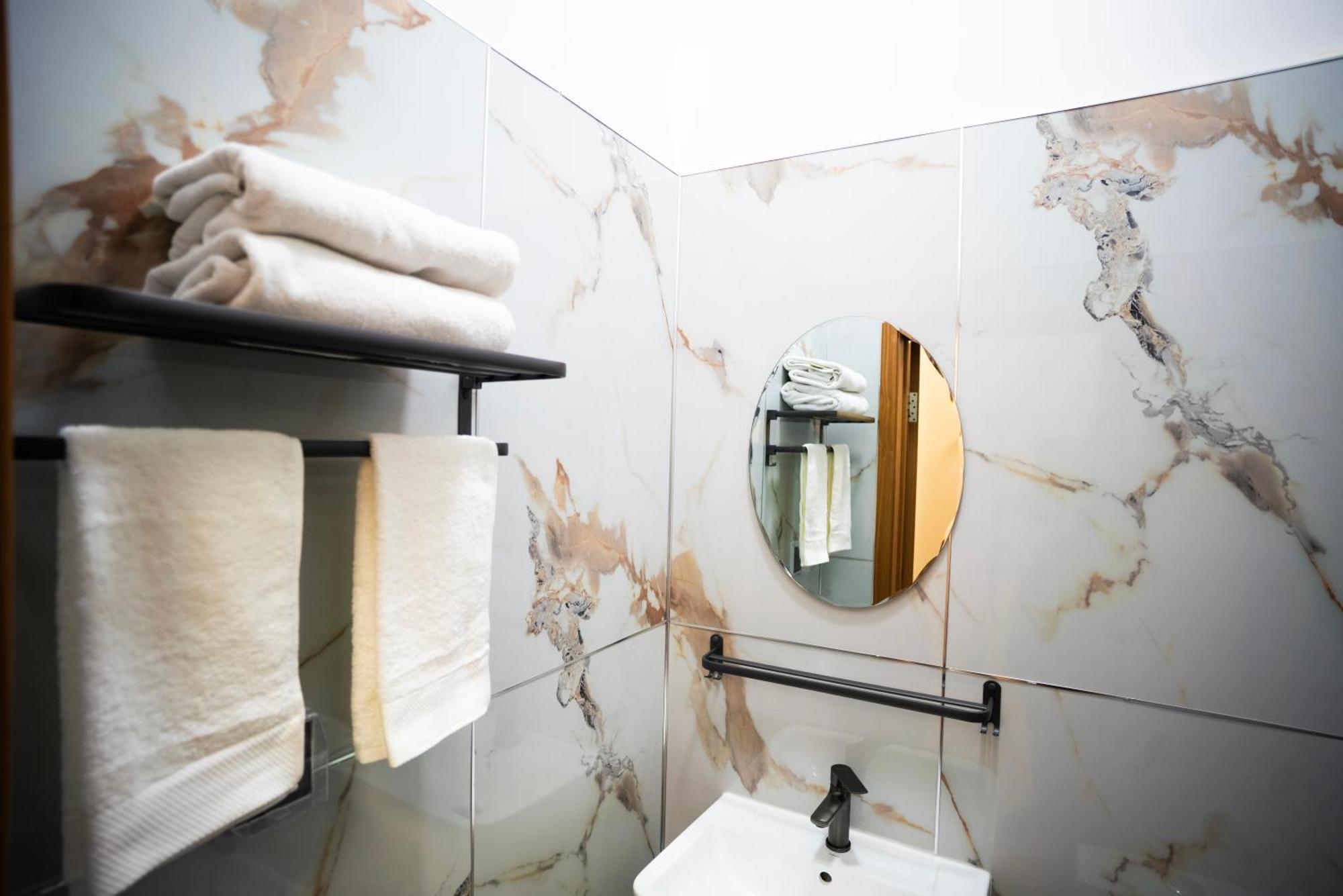 אולן בטור Tsolmon'S Serviced Apartments מראה חיצוני תמונה